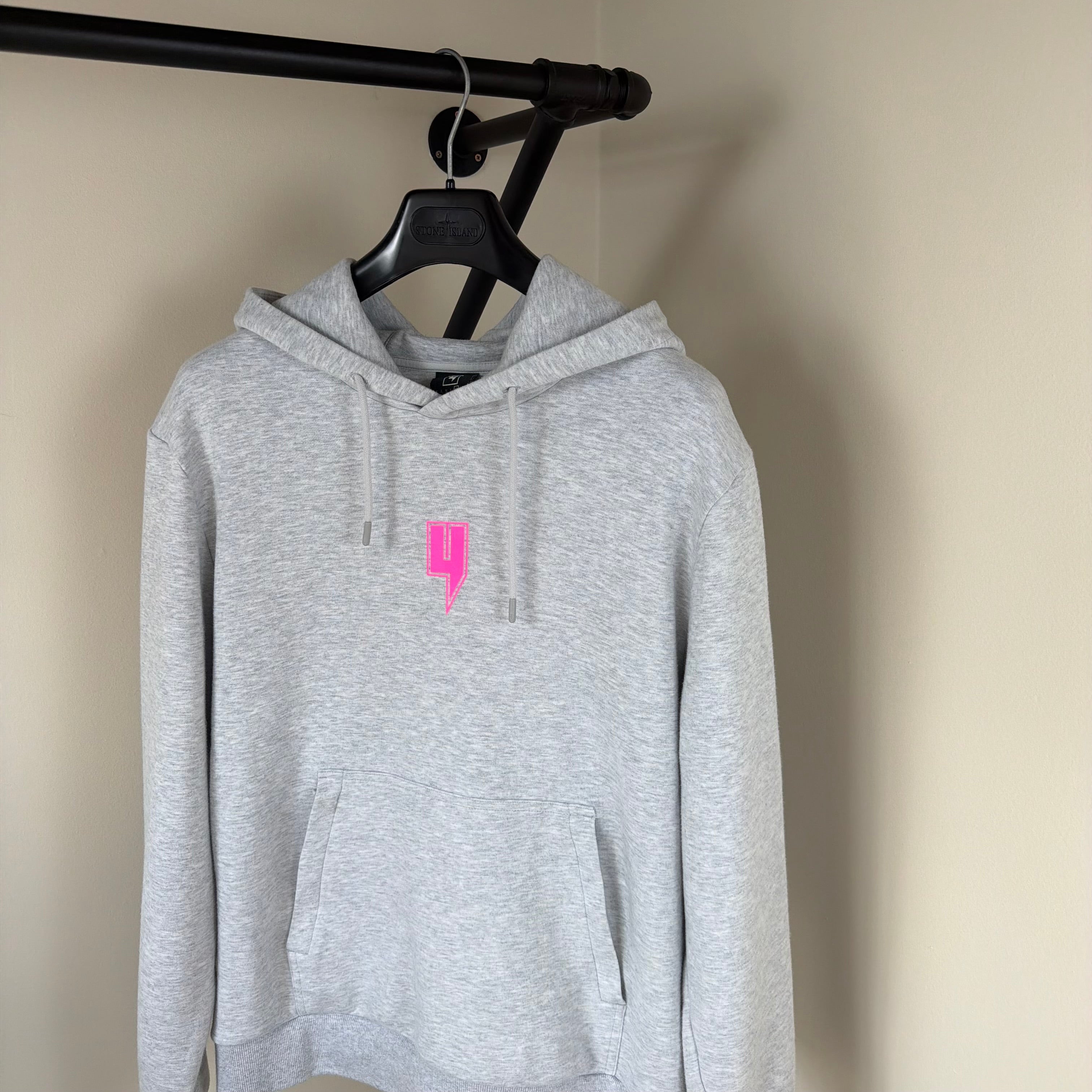 Yelir World Pink Y Hoodie - XL 23.5’’