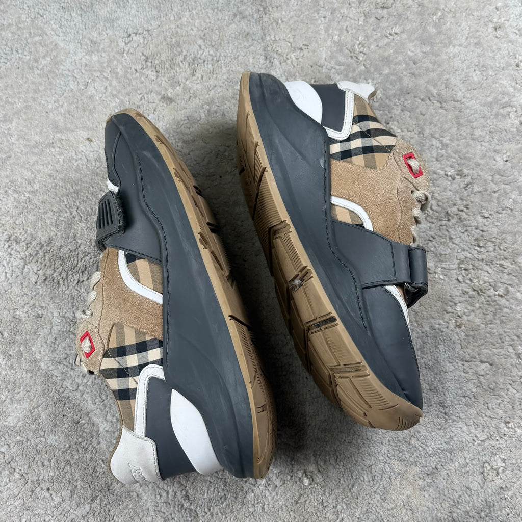 Burberry Biege Check Ramsey Trainer - 6UK