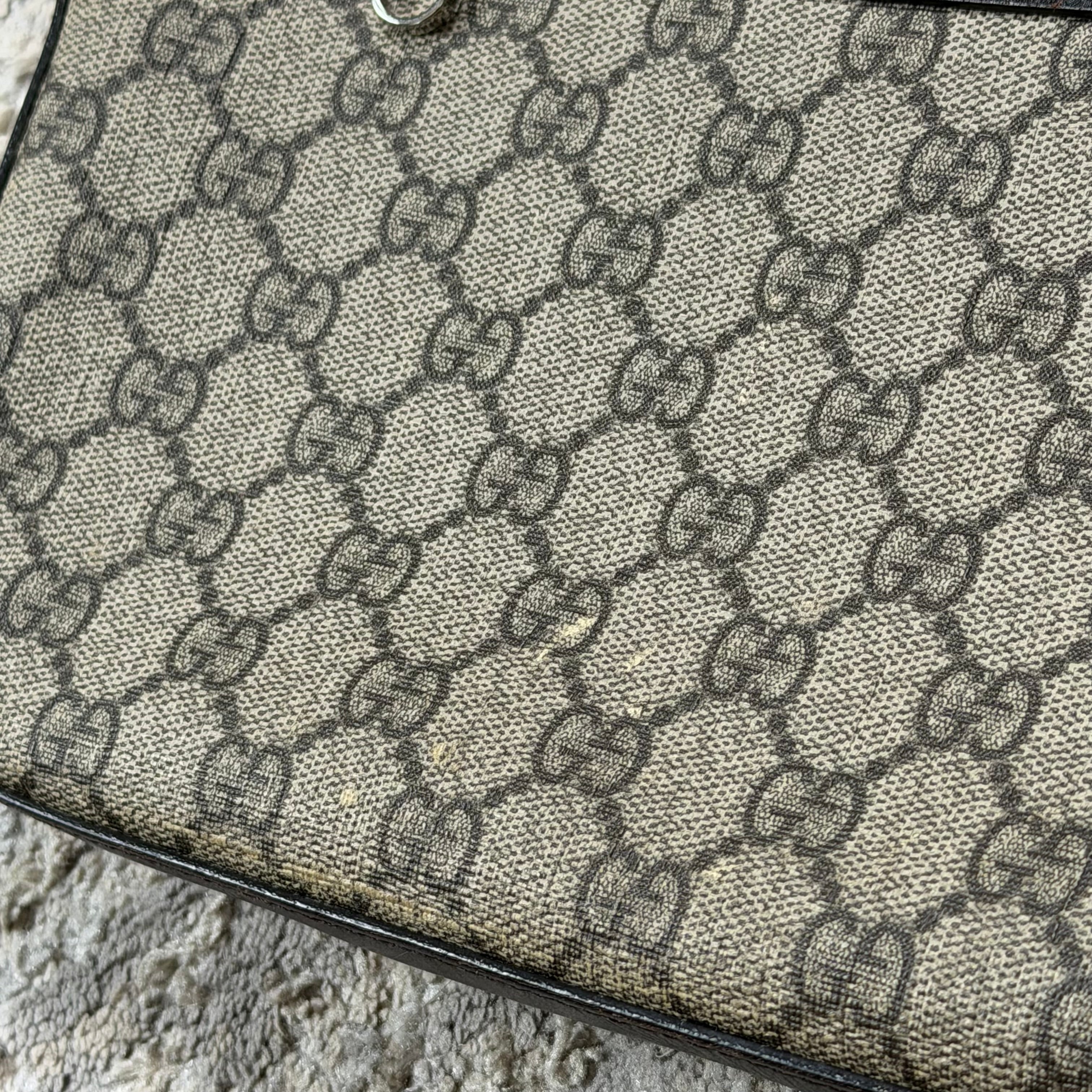 Gucci GG Supreme Canvas Beige Messenger Bag
