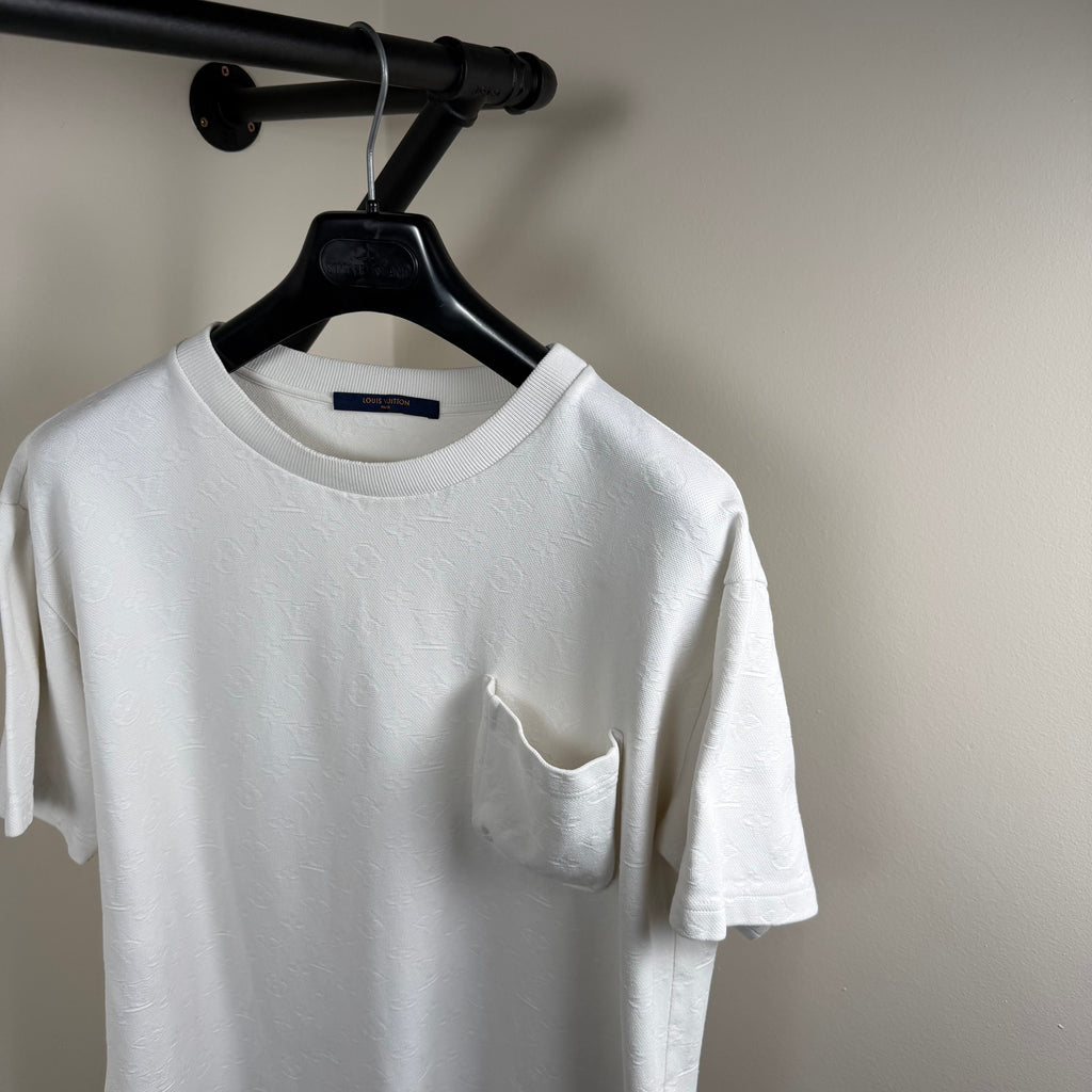 Louis Vuitton White Monogram Pocket T-Shirt - Large 23’’