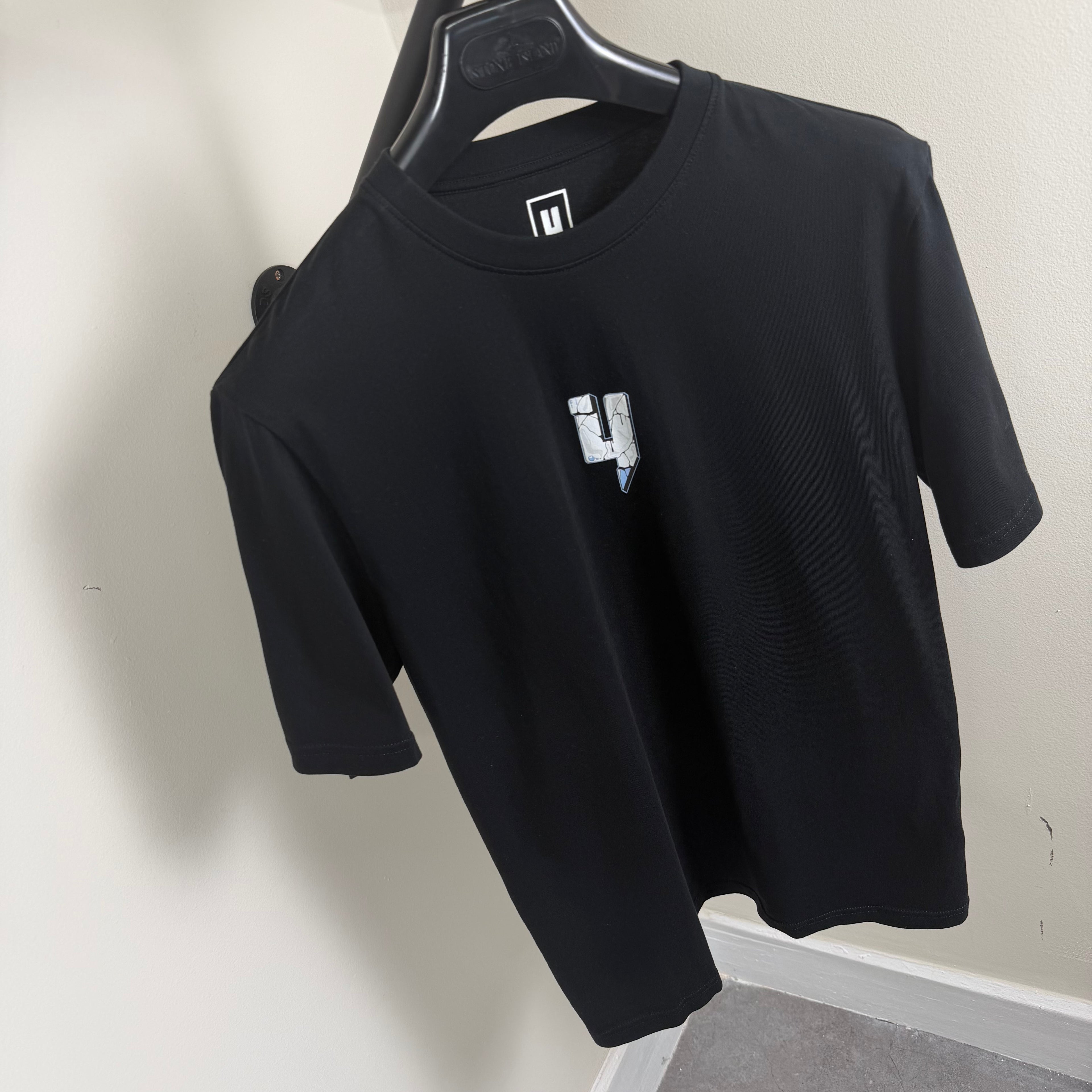 YELIR World Crumble Y T-Shirt - Medium 19.5’’