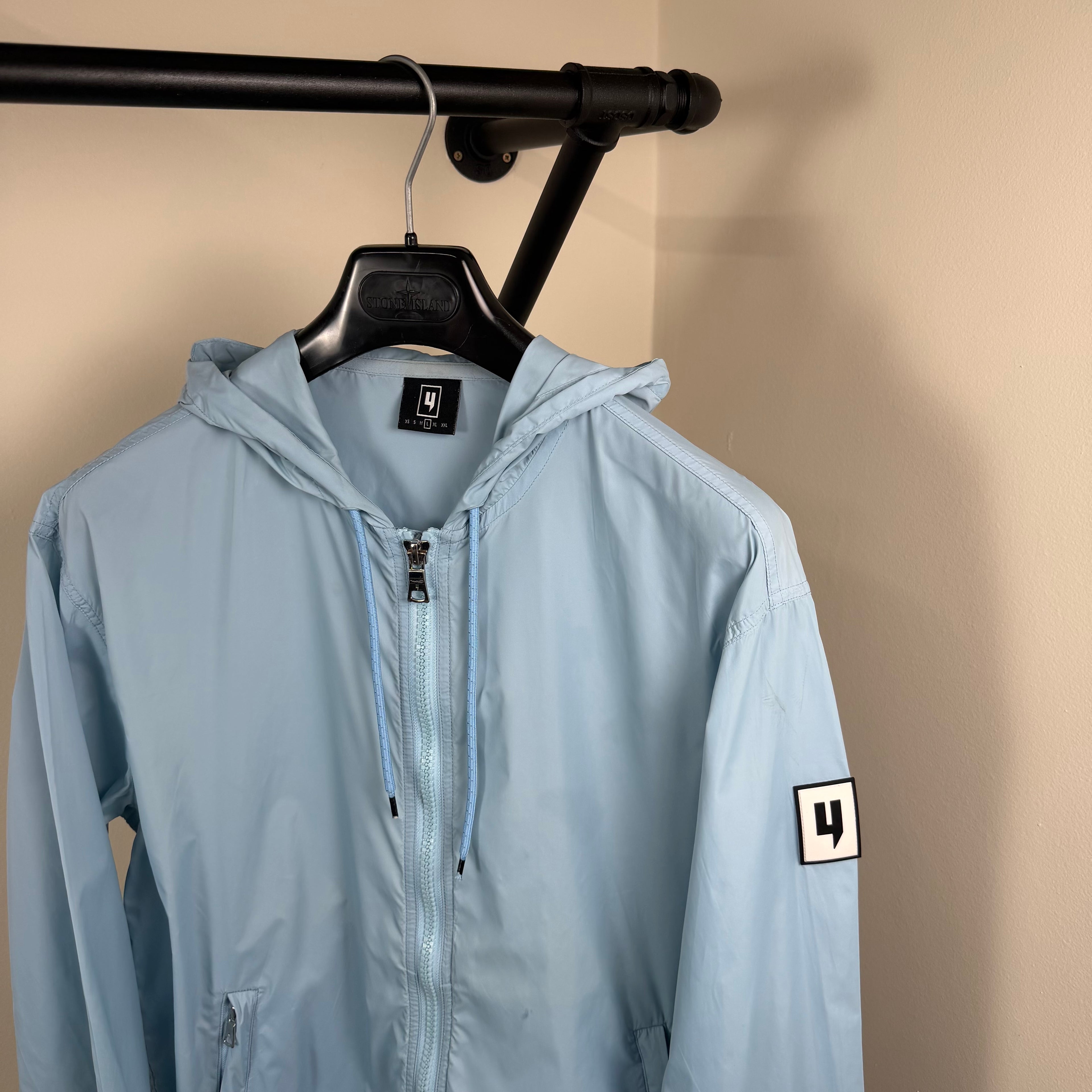 YELIR World Baby Blue Windbreaker - Large 22.5’’