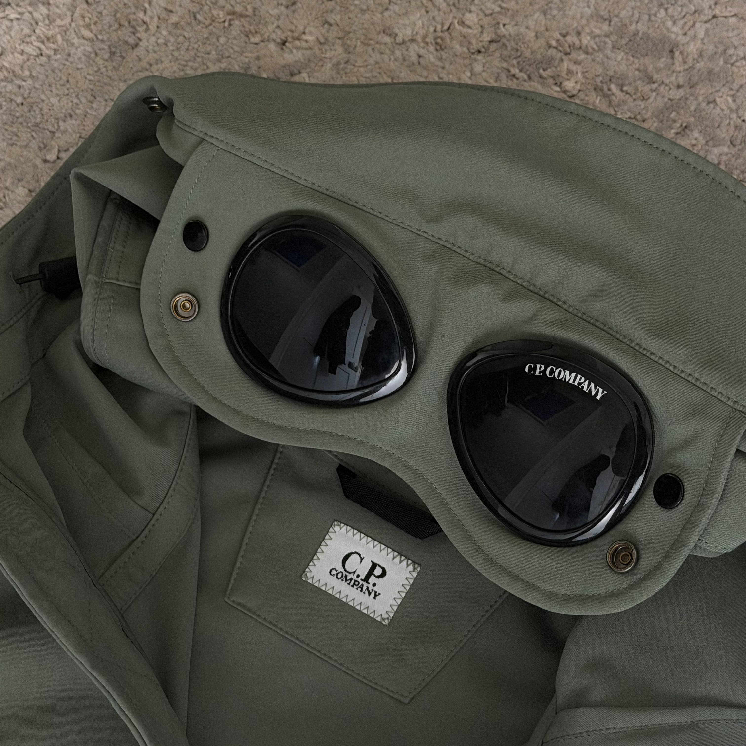 C.P Company Goggle Sage Green Softshell-R - Medium 22’’