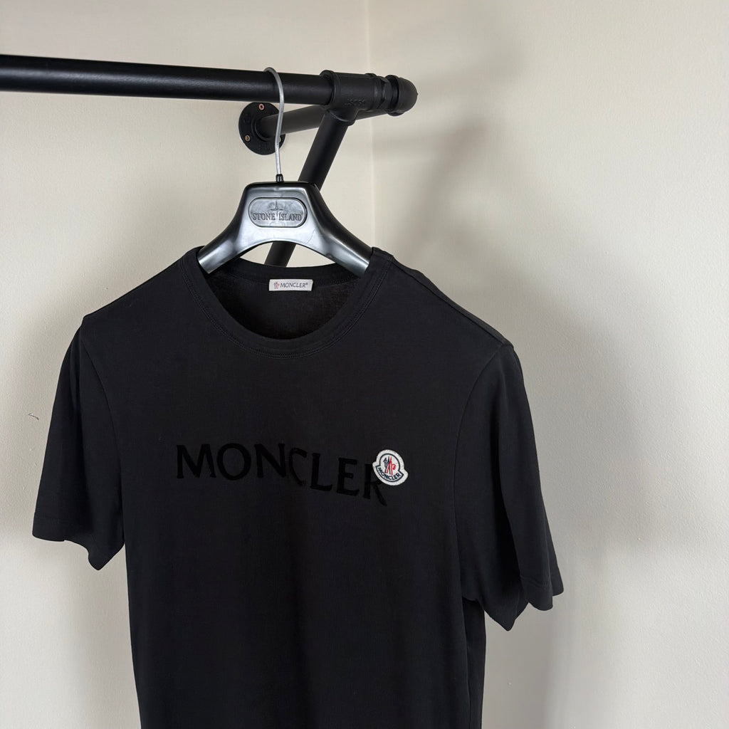Moncler Graphic Black T-Shirt - Small 18’’
