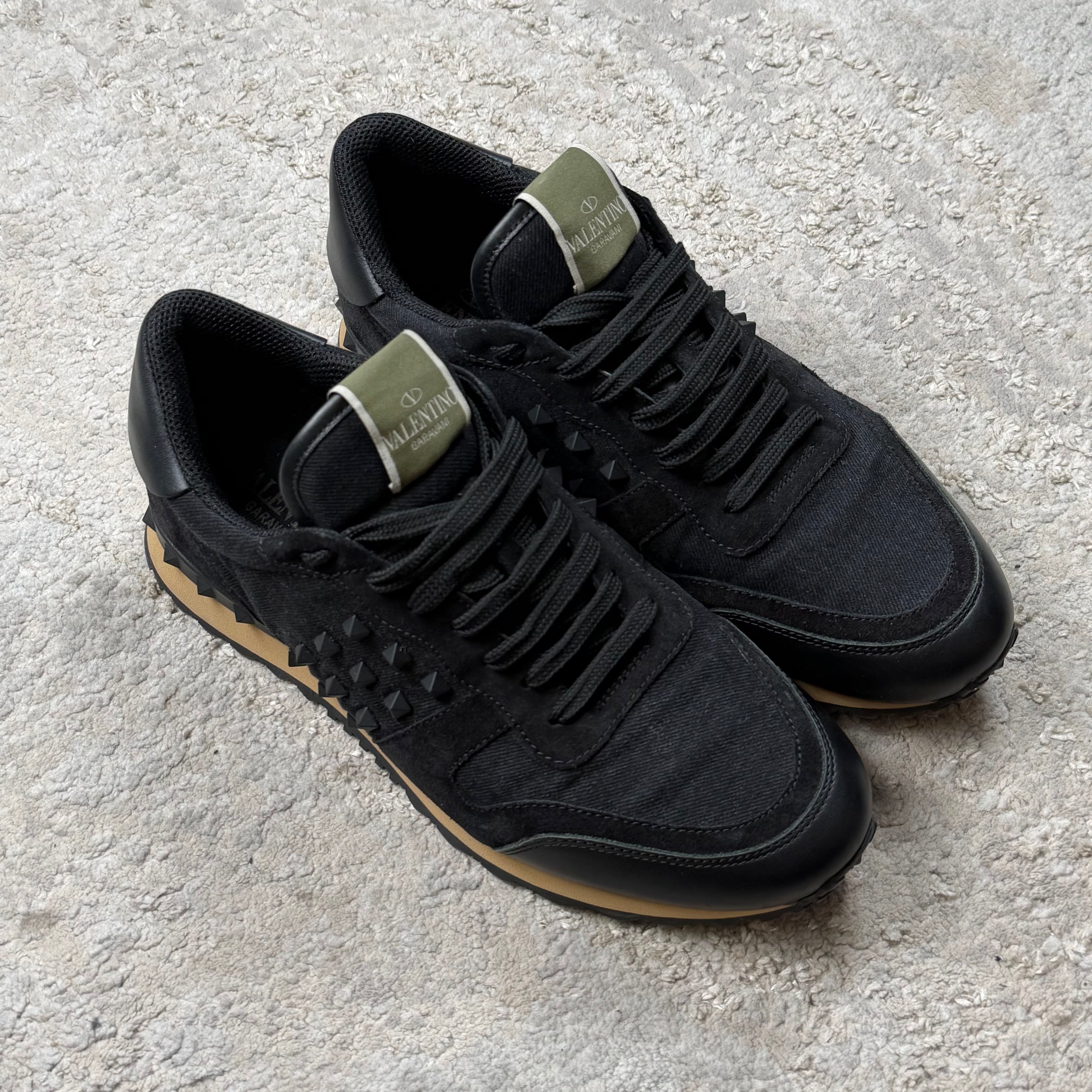 Valentino Garavani RockStud Black Trainer’s - 8UK