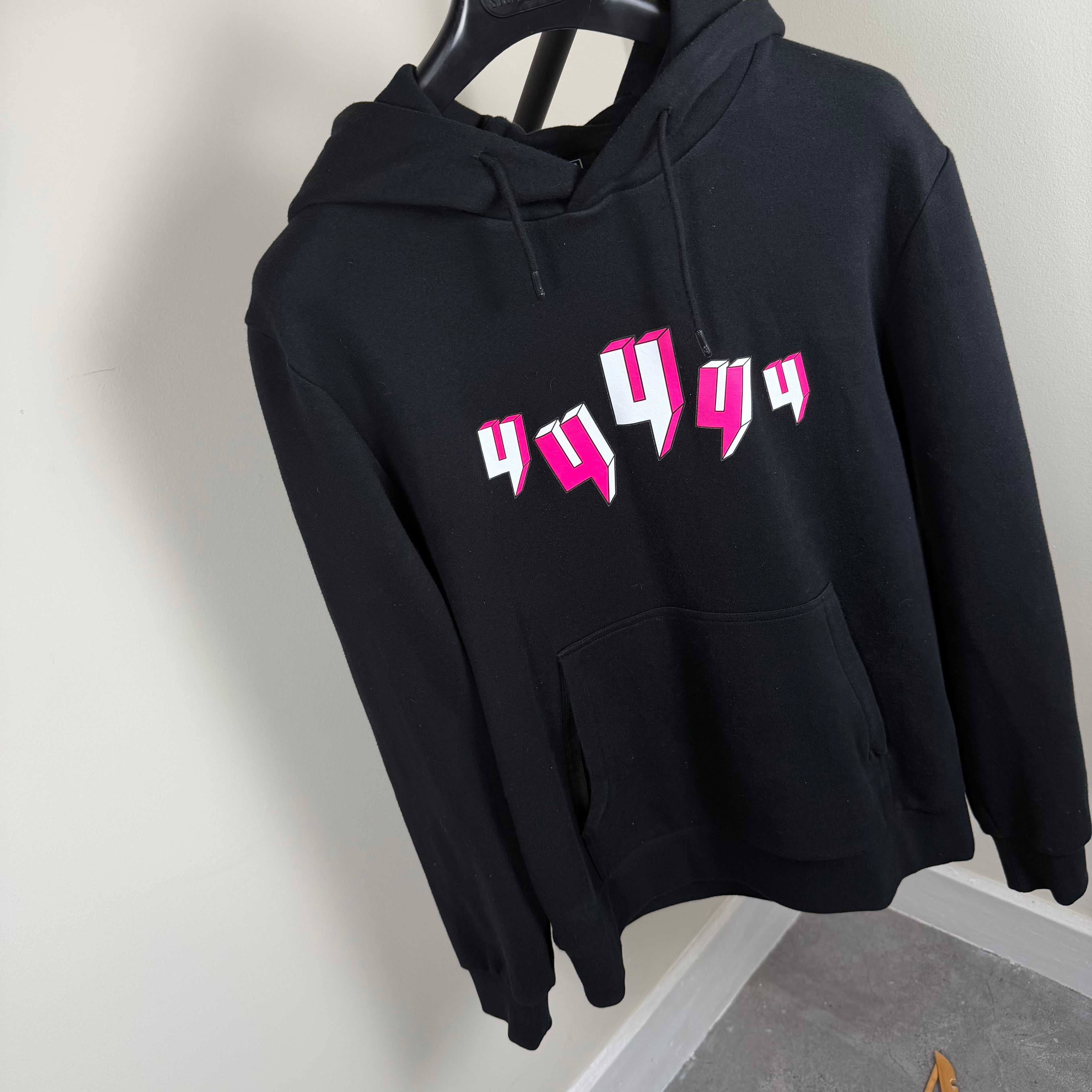 Yelir World 5Y Pink Hoodie - Large 22’’