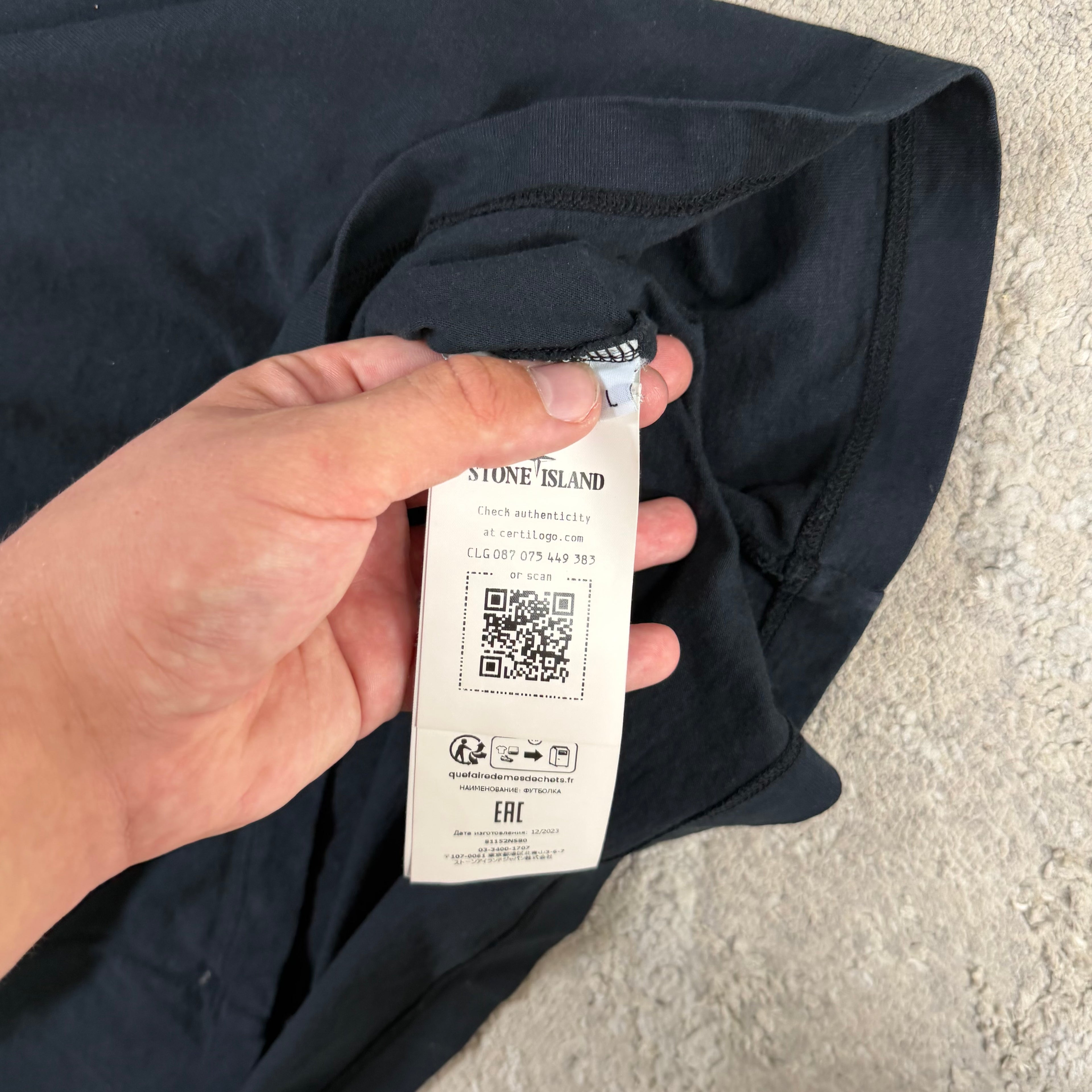 Stone Island Graphic T-Shirt - Medium 20’’