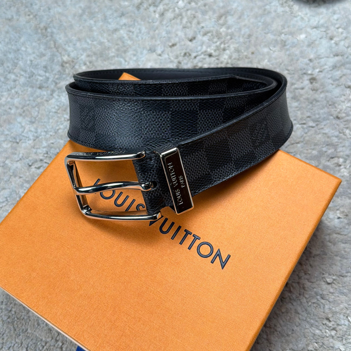Louis Vuitton Grey Damier Belt - 30W