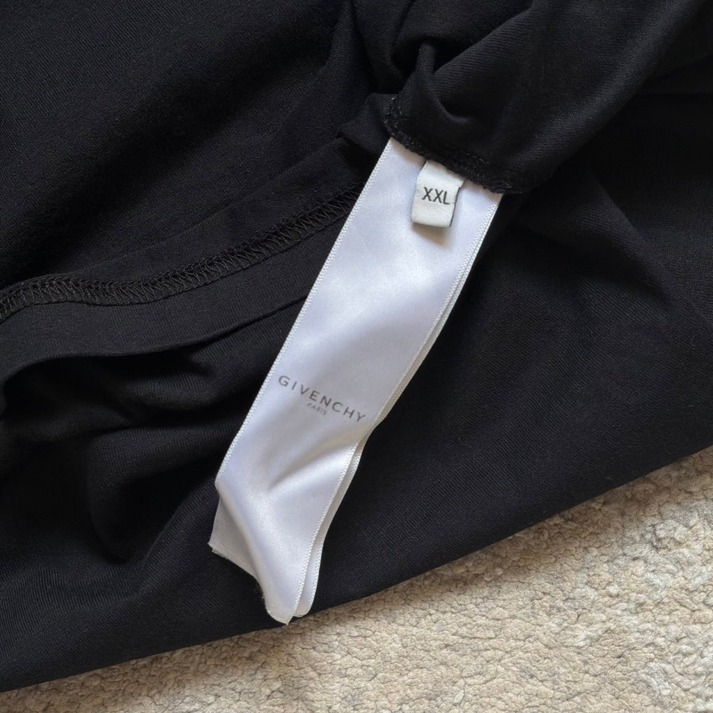 Givenchy Graphic Black T-Shirt - L/XL 22.5’’